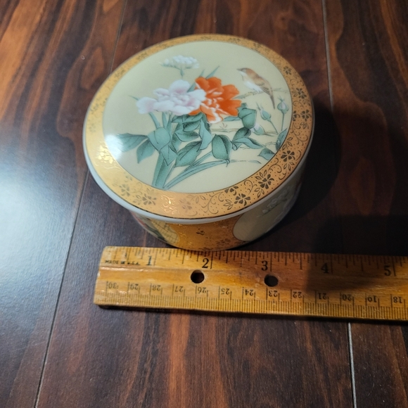 Vintage Trinket Box - Picture 3 of 4